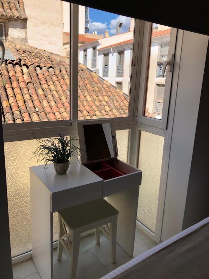 Holidays2Malaga Alta Street 1 bedroom High Speed WIFI Exteriör bild