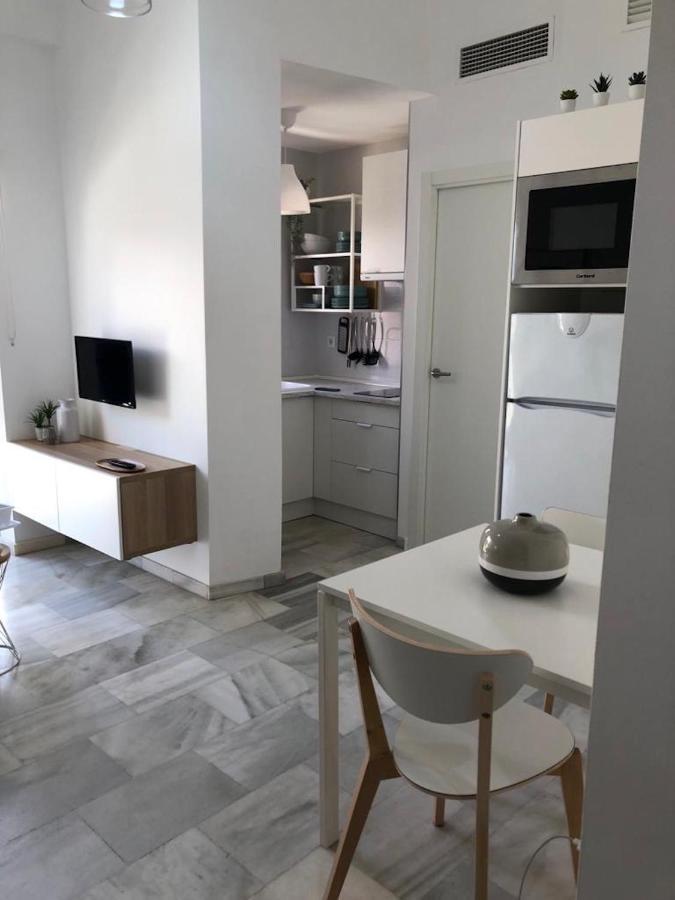 Holidays2Malaga Alta Street 1 bedroom High Speed WIFI Exteriör bild